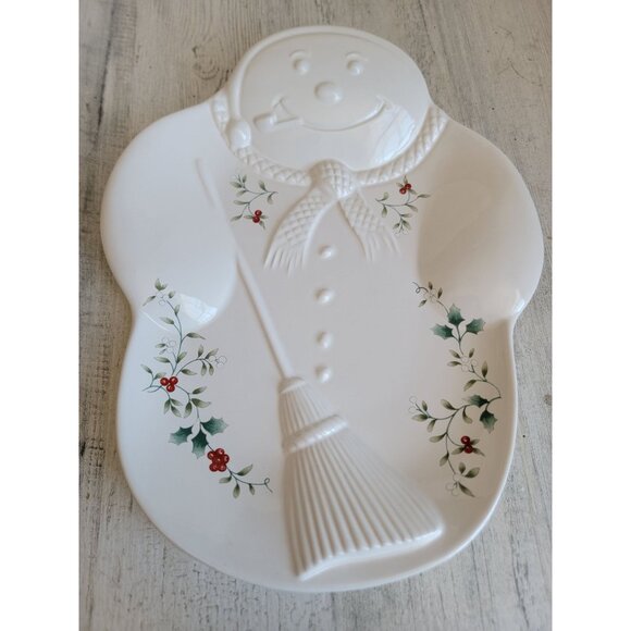 Pfaltzgraff Winterberry Christmas Heritage snowman plate mistletoe xmas - Picture 2 of 6
